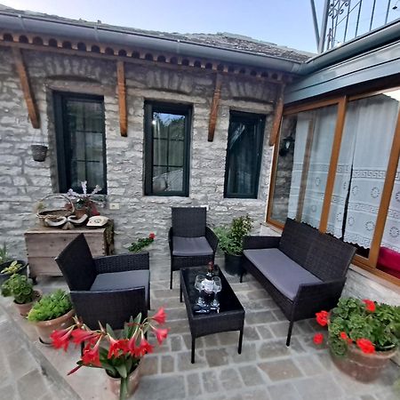 "Villa 70" Guesthouse Gjirokaster Exterior photo