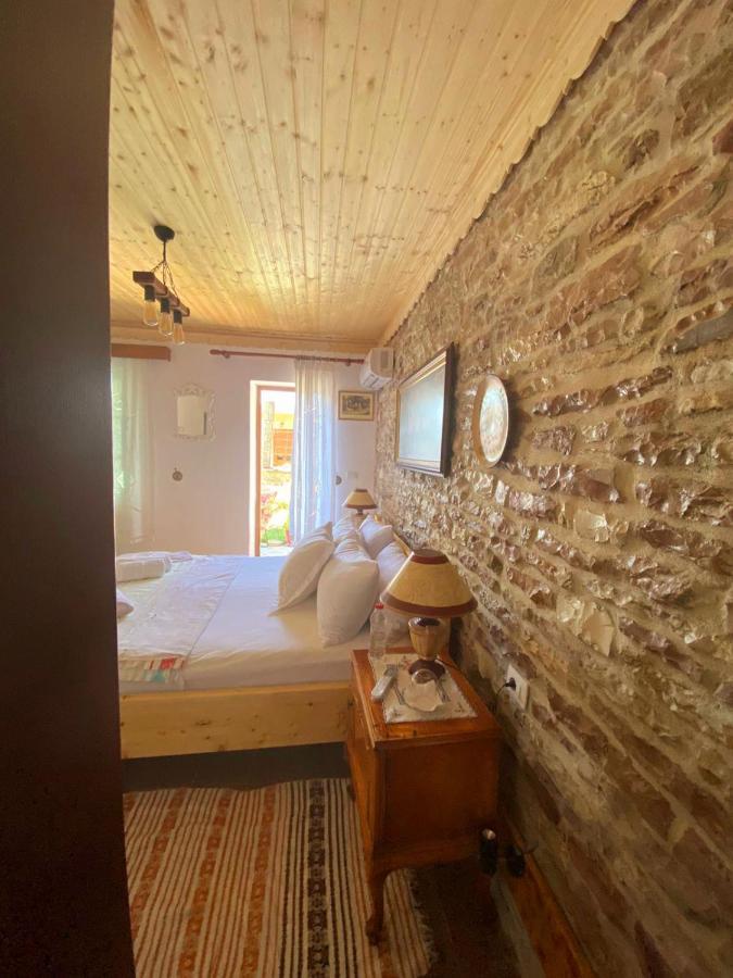 "Villa 70" Guesthouse Gjirokaster Exterior photo
